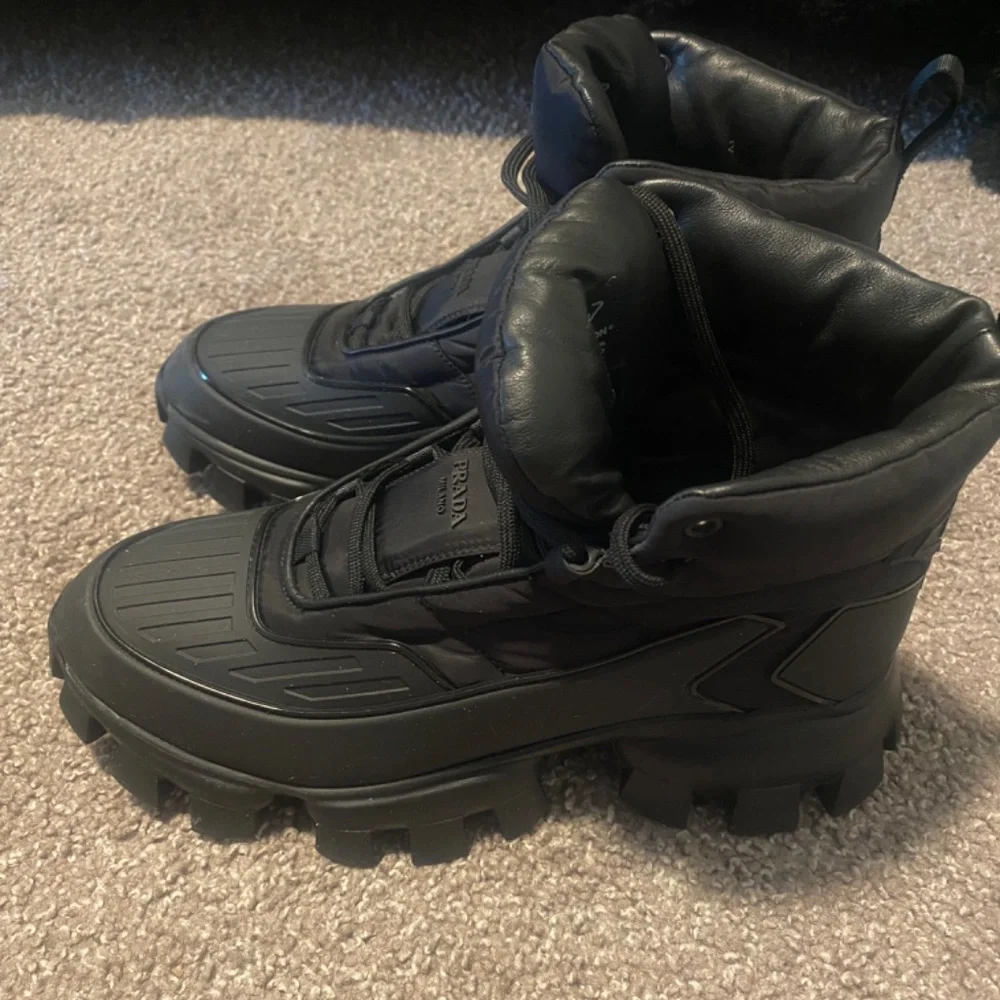 Mens Prada boots - Picture 2 of 6